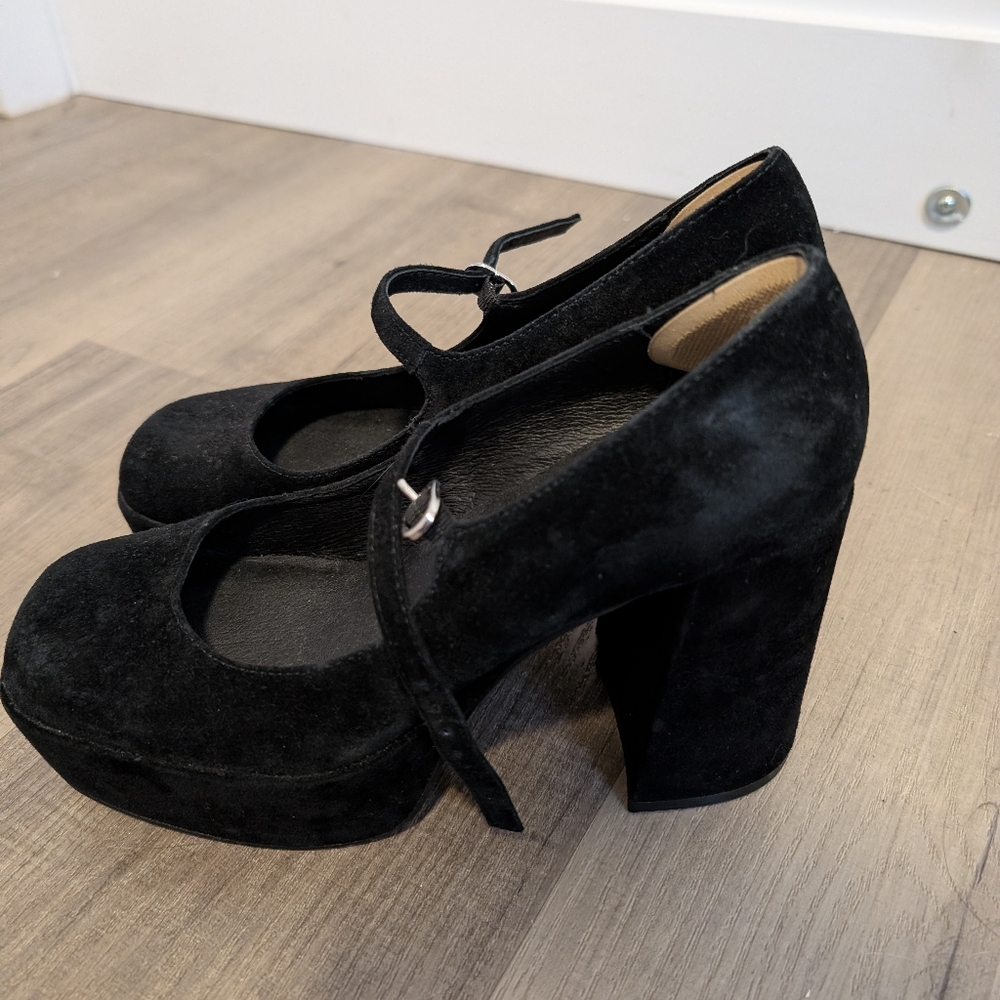 Wishbone Kate Black Suede Mary Jane Platform Heels - Picture 5 of 10